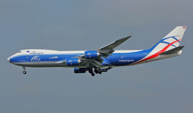 BOEING 747-8 (G-CLAB)