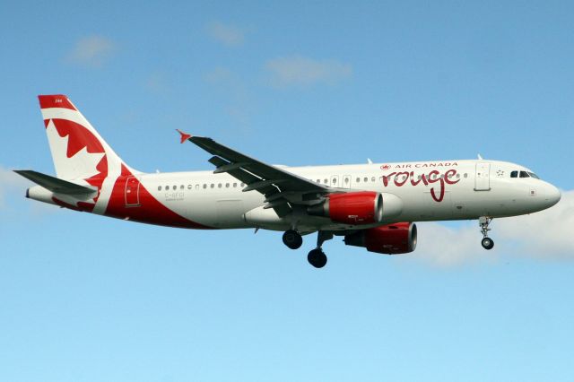 Airbus A320 (C-GFCI) - On short finals for rwy 10L on 21-Nov-19 operating flight ROU1610 from CYYZ.