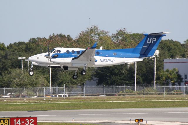 Beechcraft Super King Air 350 (N839UP)