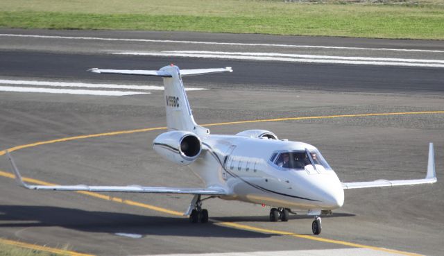 Learjet 55 (N155BC)
