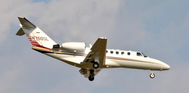 Cessna Citation CJ1 (N750SL)