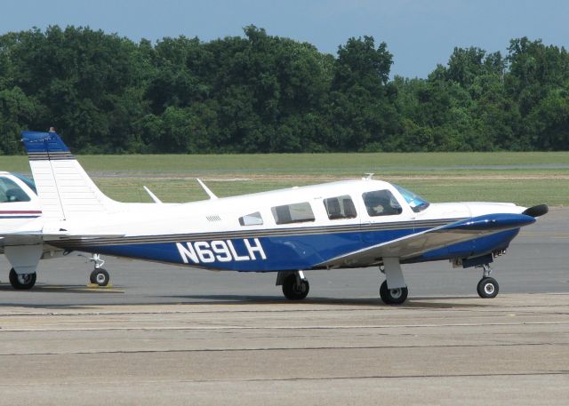 Piper Saratoga (N69LH) - At Downtown Shreveport.
