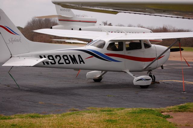 Cessna Skyhawk (N928MA)