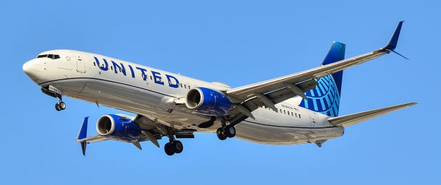 Boeing 737-900 (N68836) - N68836 United Airlines Boeing 737-924ER s/n 60088 - Harry Reid International Airport KLASbr /Photo: TDelCorobr /September 14, 2024