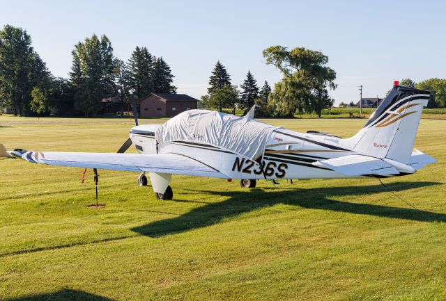 Beechcraft Bonanza (36) (N236S)