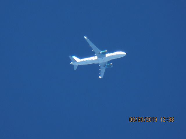 Airbus A320neo (N337FR)