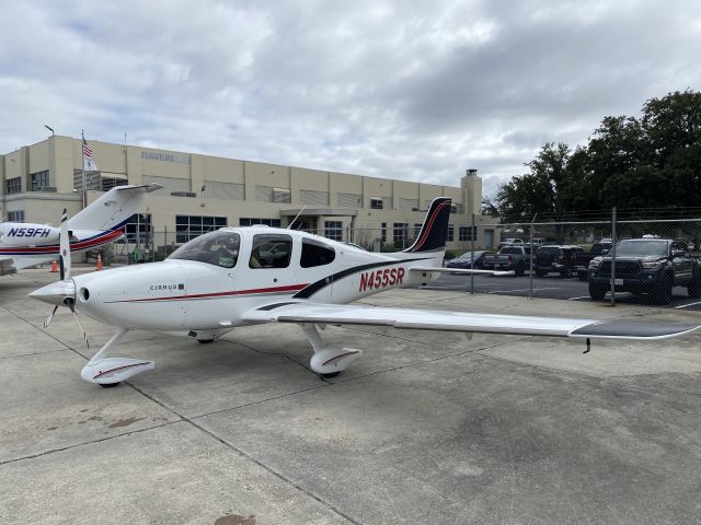 Cirrus SR-22 (N455SR)