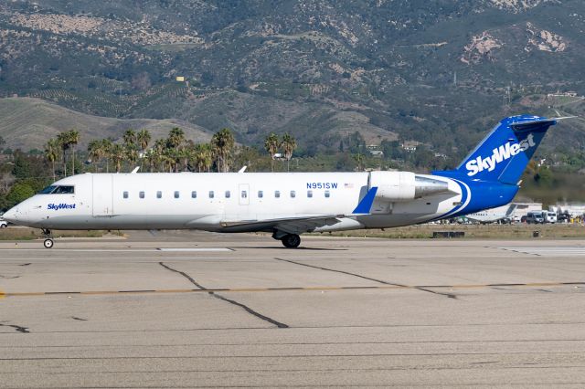 Canadair Regional Jet CRJ-200 (N951SW) - PDX-SBA-PDX