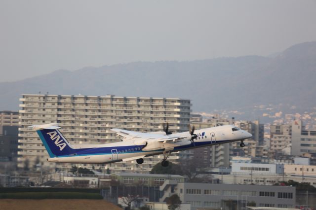 de Havilland Dash 8-400 (JA842A)