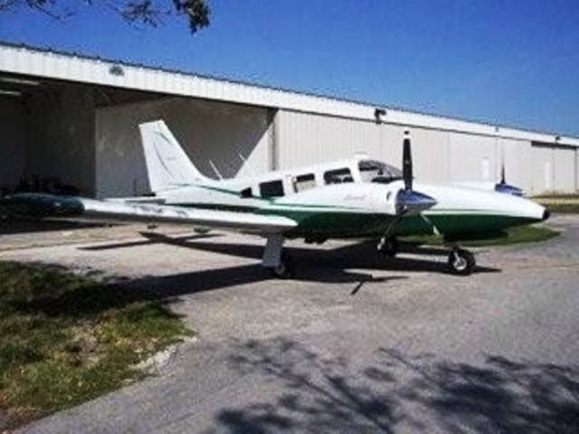 Piper Seneca (N8128J) - 1980 PA34-20