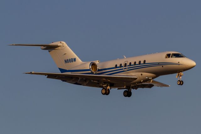 Hawker Beechcraft 4000 (N66BW)