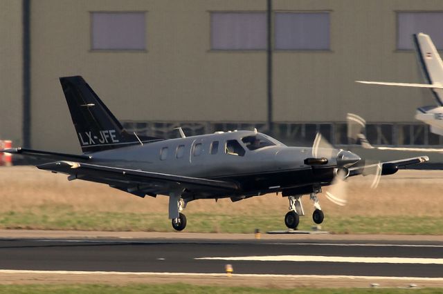 Socata TBM-700 (LX-JFE) - JFL JetFly Aviation