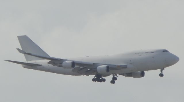 Boeing 747-400 (N344KD)