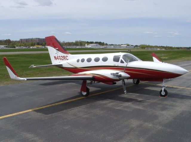 Cessna Chancellor (N462RC)