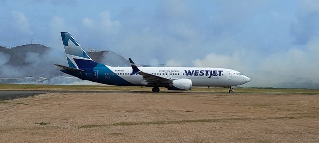 Boeing 737 MAX 8 (C-FEWJ)