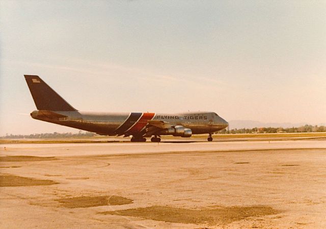 Boeing 747-200 — - Flying Tigers B-747 ready for take off at KLAX spring 1977