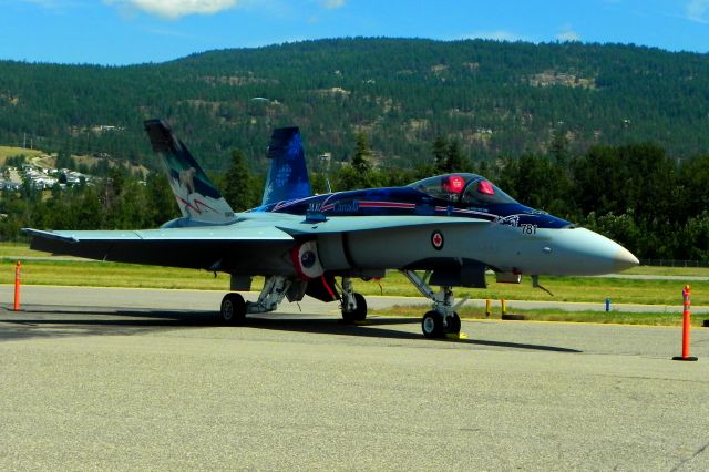 18-8781 — - 2012 DEMO HORNET Stop over in Kelowna before Abbotsford