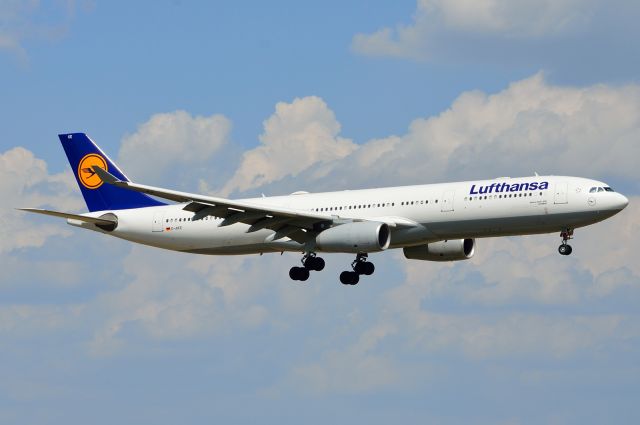 Airbus A330-300 (D-AIKE) - Lufthansa A330-300 D-AIKE Arriving KDFW 08/11/2013