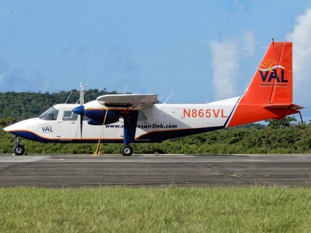 ROMAERO Islander (N865VL)