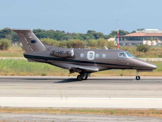 Embraer Phenom 100 (F-HCJE)