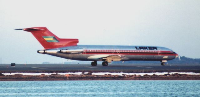 BOEING 727-200 (N707AA)