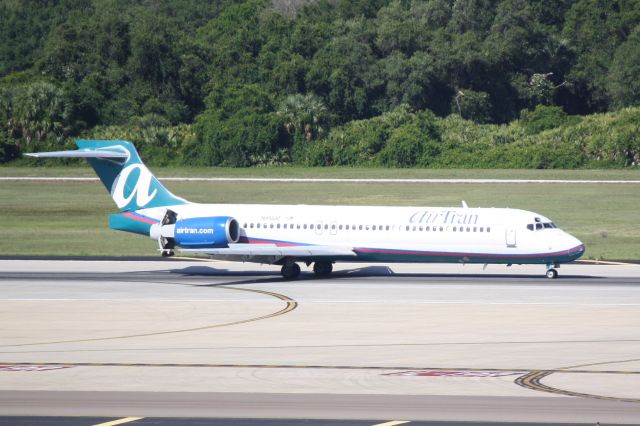 Boeing 717-200 (N956AT)