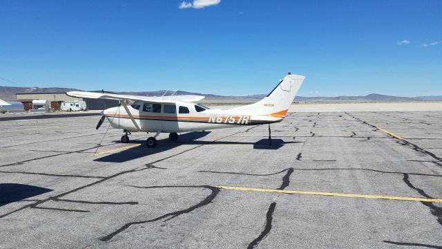 Cessna T210 Turbo Centurion (N6757R)