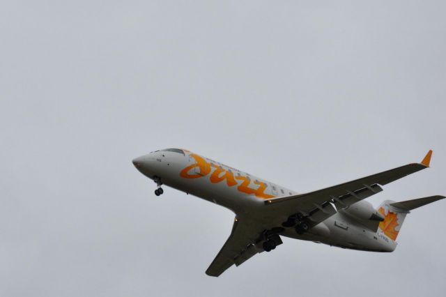 Canadair Regional Jet CRJ-100 (C-FRIB) - 17JULY2009 LANDING RWY08