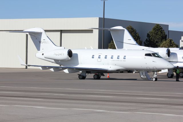 Bombardier Challenger 300 (N546XJ)