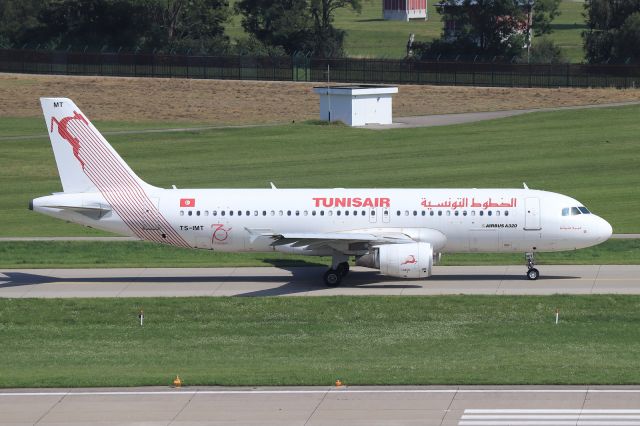 Airbus A320 (TS-IMT)