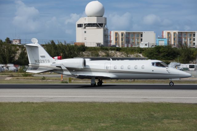 Learjet 60 (N229TS)