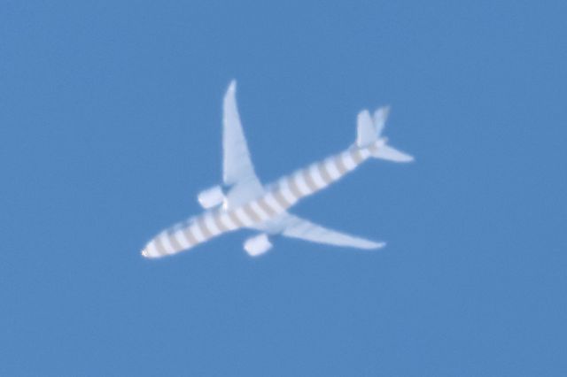 Airbus A330-300 (D-ANRO) - D-ANRO Airbus A-330 941N CONDOR FLUGDIENST De2044 De Frankfurt FRA. Vers Miami MIA  Altitude 12192 Mètres. Vitesse 930 KM/H. Survolant la ville de Lavaltrie QC. Le 30-01-2025 à 13:39.