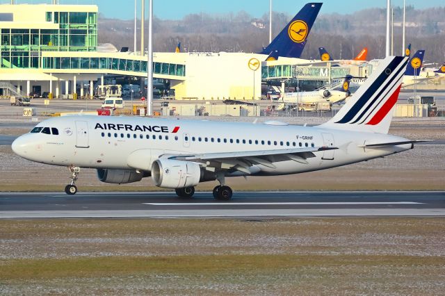 Airbus A321 (F-GRHF)