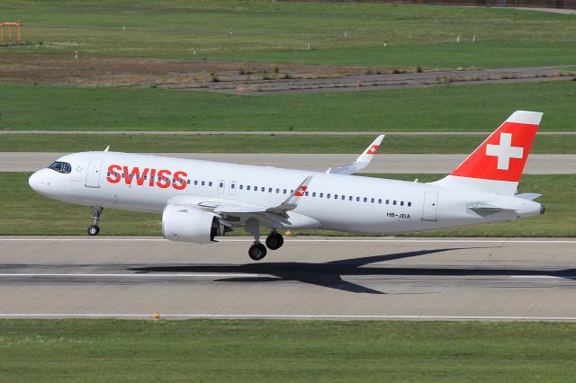 Airbus A320neo (HB-JDA)