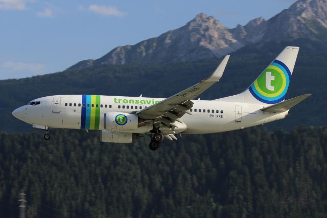 Boeing 737-700 (PH-XRB)