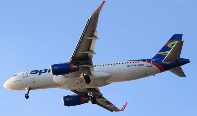 Airbus A320 (N624NK)