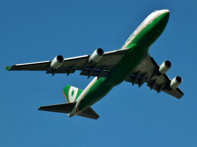 Boeing 747-400 (B-16405)