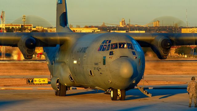 Lockheed C-130 Hercules (08-5683)