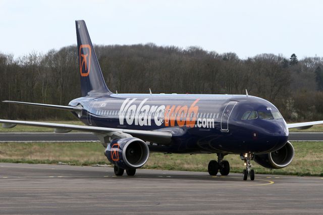 Airbus A320 (I-WEBA)