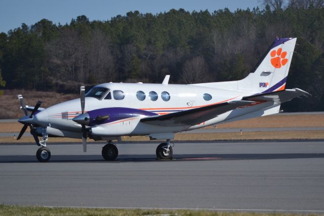 Beechcraft King Air 90 (N91CT) - CLEMSON UNIVERSITY at KJQF - 1/30/18