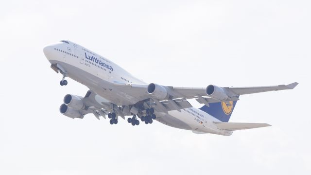 Boeing 747-200 (D-ABVO)