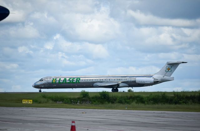 McDonnell Douglas MD-80 (YV-3367)