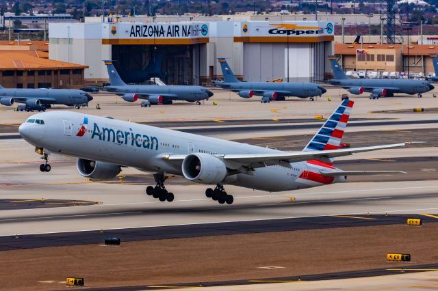 BOEING 777-300ER (N734AR) - An American Airlines 777-300ER taking off from PHX on 2/14/23. Taken with a Canon R7 and Canon EF 100-400 II L lens.