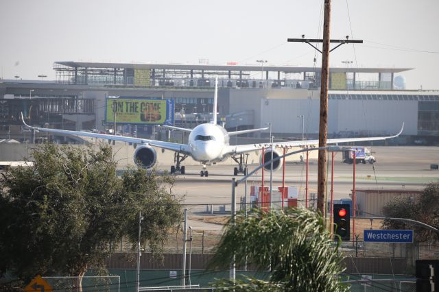 Airbus A350-900 (B-18918)