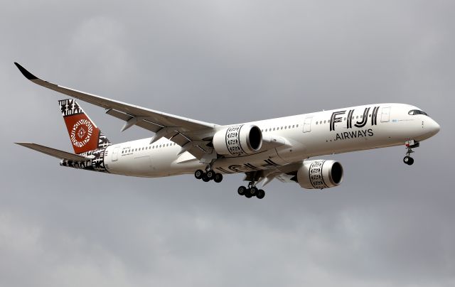 Airbus A350-900 (DQ-FAJ) - Short Final to Rwy 16R
