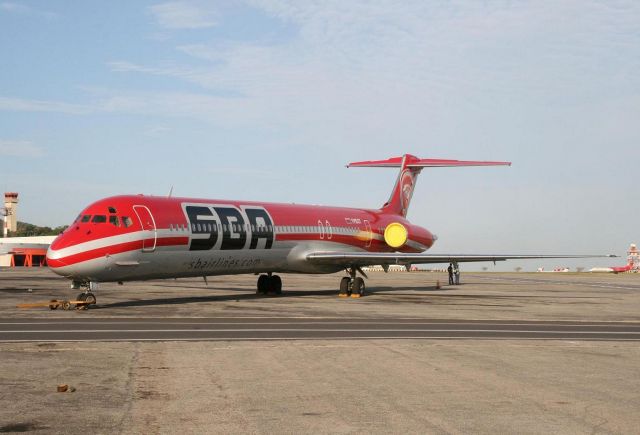 McDonnell Douglas DC-9-30 (YV-153T)