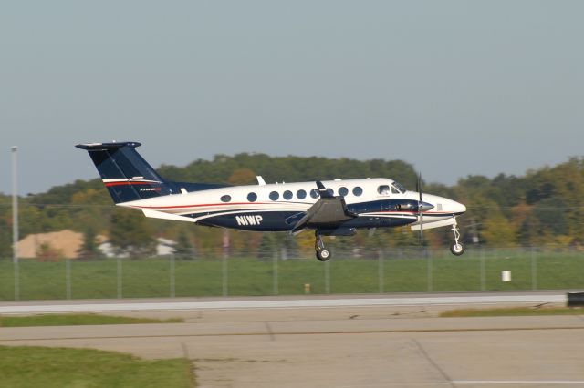 Beechcraft Super King Air 350 (N1WP)