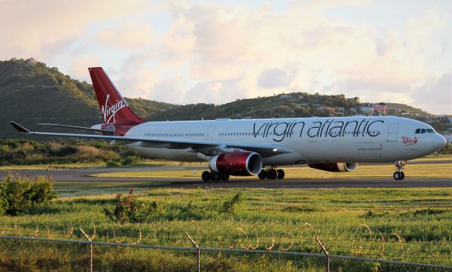 Airbus A330-300 (G-VRAY)