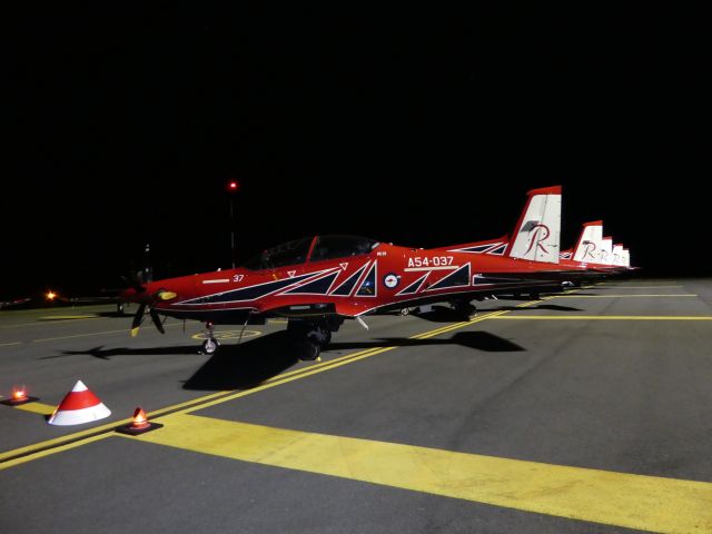 — — - Roulettes overnighting in Hobart