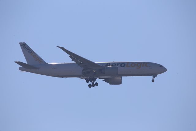 BOEING 777-200LR (D-AALI)